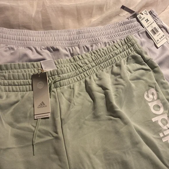 3x Women’s Adidas Shorts NEW Women Aeroready - Picture 3 of 4